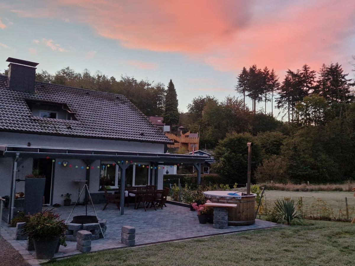 Ferienwohnung Arnsberger Wald เมอเนอเซ ภายนอก รูปภาพ